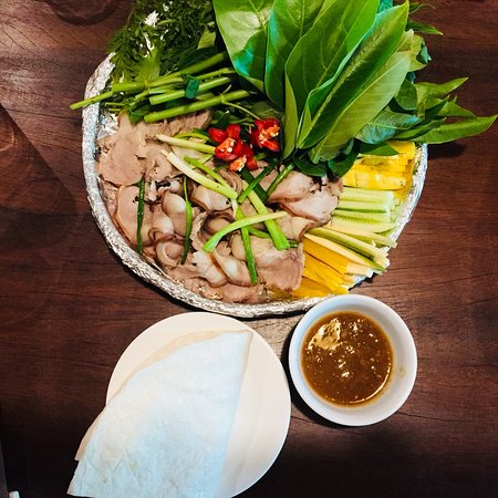 BÒ TƠ CUỐN RAU RỪNG